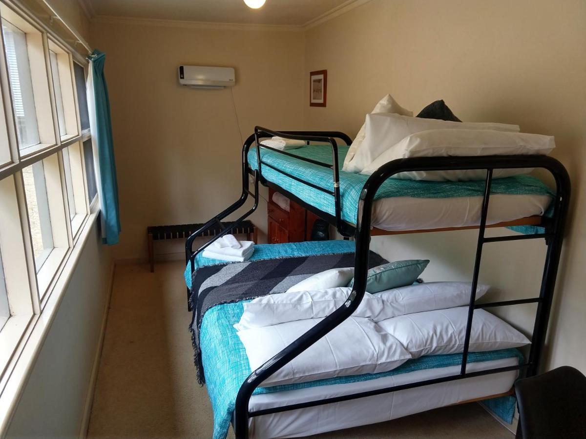Cockatoo Cabin Halls Gap Buitenkant foto